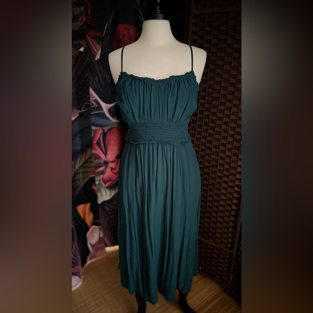 Old Navy Dark Green Midi Dress with Pockets